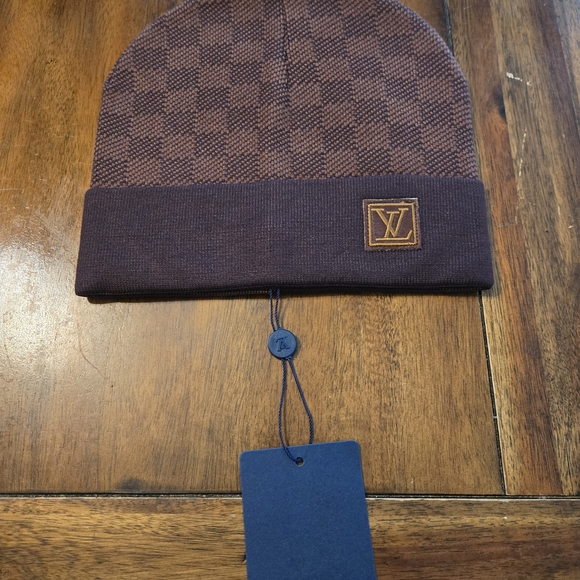 Louis Vuitton Brown Checkered Beanie - Picture 1 of 5